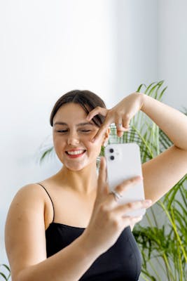 Marie, 29