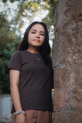 Julia, 28